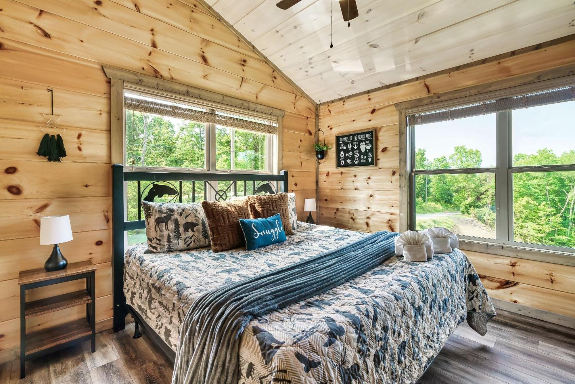 Spring Sale! Indoor Pool, Pet Stays Free, Movie, Hottub Sevierville Exterior foto