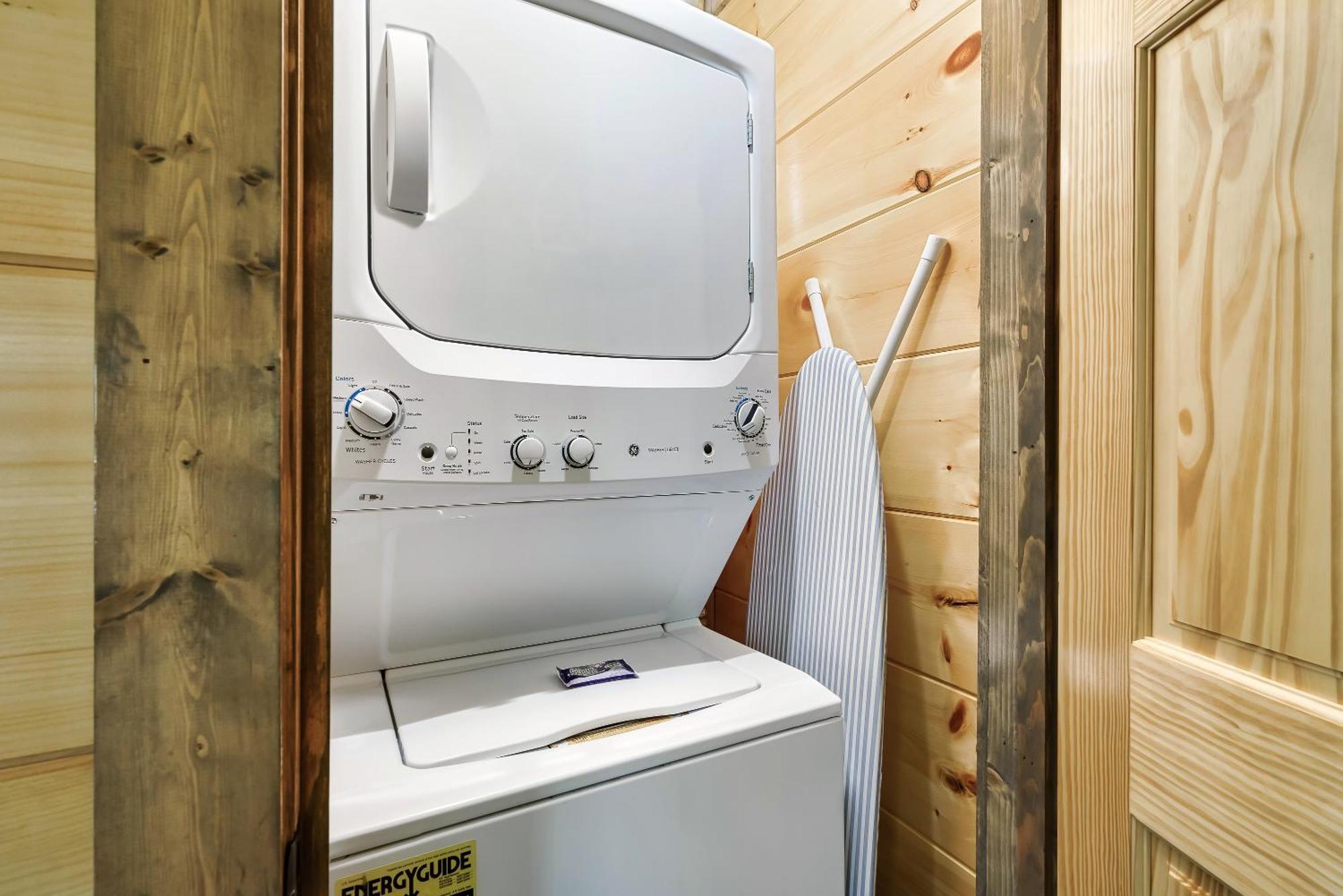Spring Sale! Indoor Pool, Pet Stays Free, Movie, Hottub Sevierville Exterior foto