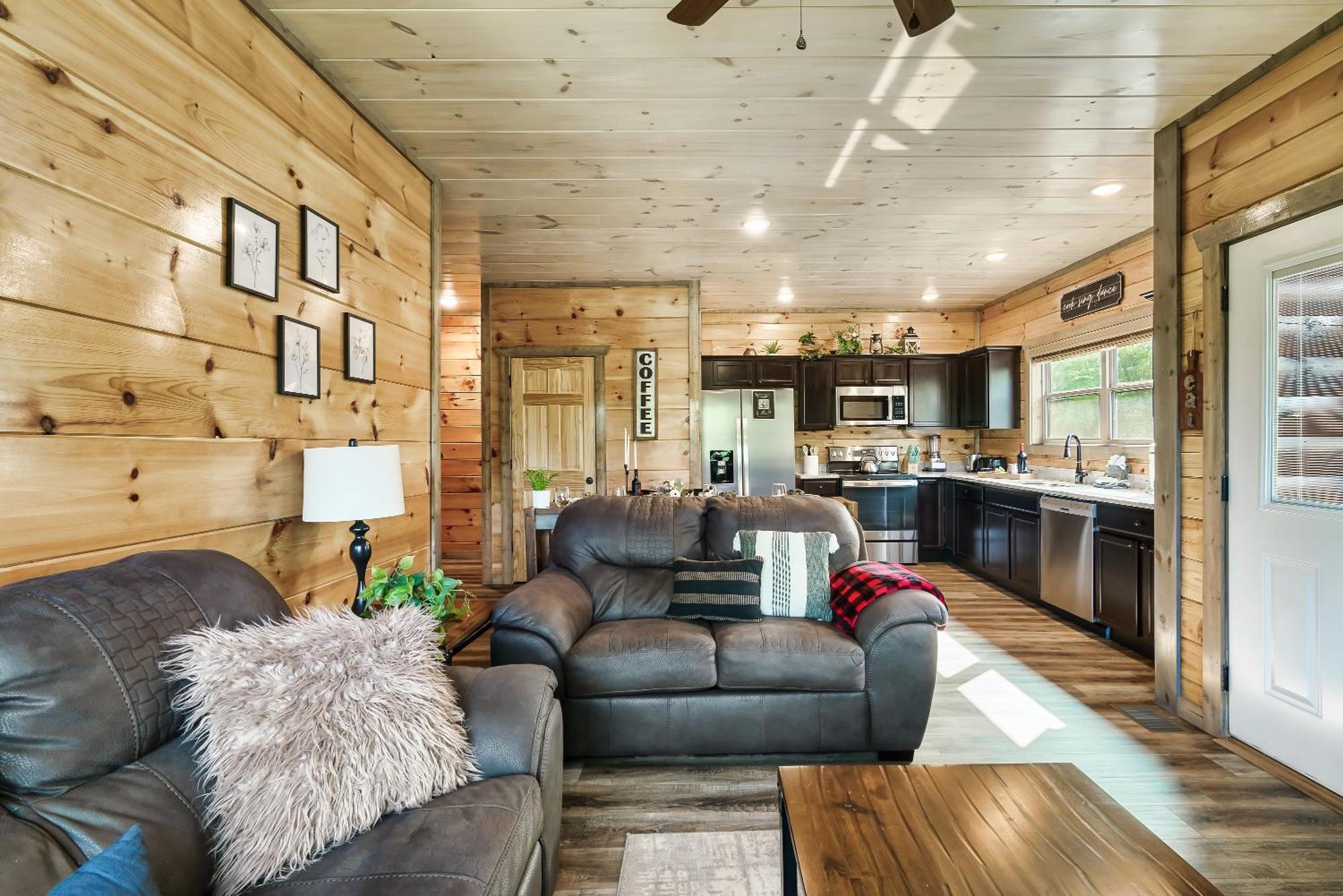 Spring Sale! Indoor Pool, Pet Stays Free, Movie, Hottub Sevierville Exterior foto